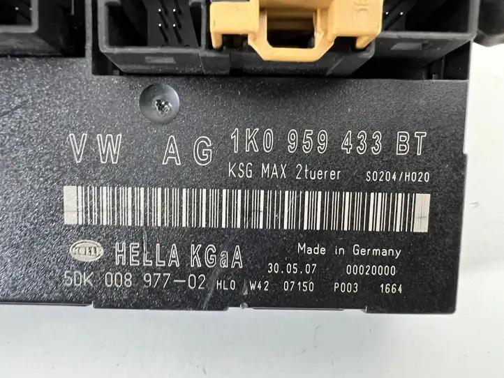 Volkswagen Golf Plus (2004 - 2008) 1K0959433BT Модуль комфорта — фото 3