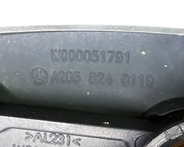 Mercedes-Benz C W205 (2014 - 2021) A2058240119 Комплект очистителей — фото 6