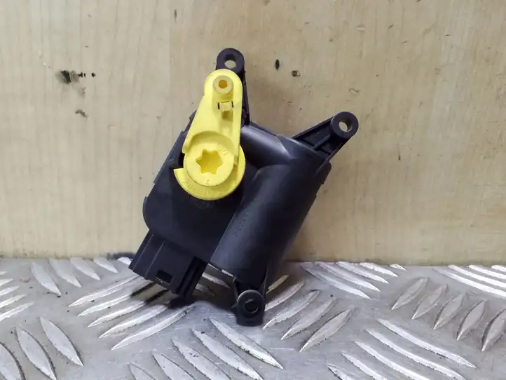 Volkswagen Tiguan (2007 - 2011) 0132801342 Двигатель задвижки потока воздуха — фото 2