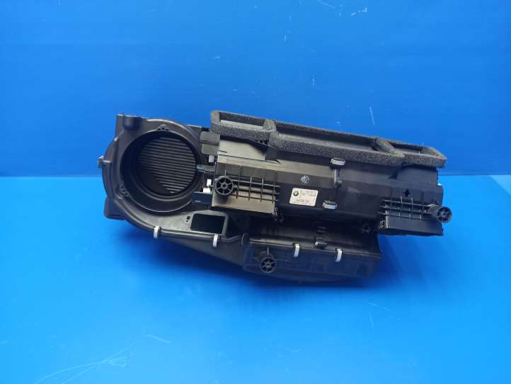 6915197 BMW Z4 E85 E86 Salono oro mazgo komplektas