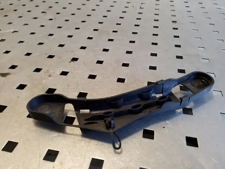 Volkswagen Phaeton (2008 - 2016) 3D1971532 Прочие детали моторного отсека — фото 2