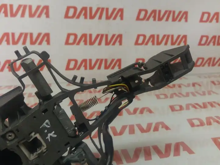 Jaguar XF (2007 - 2015) Крепление наружной ручки передней двери — фото 5