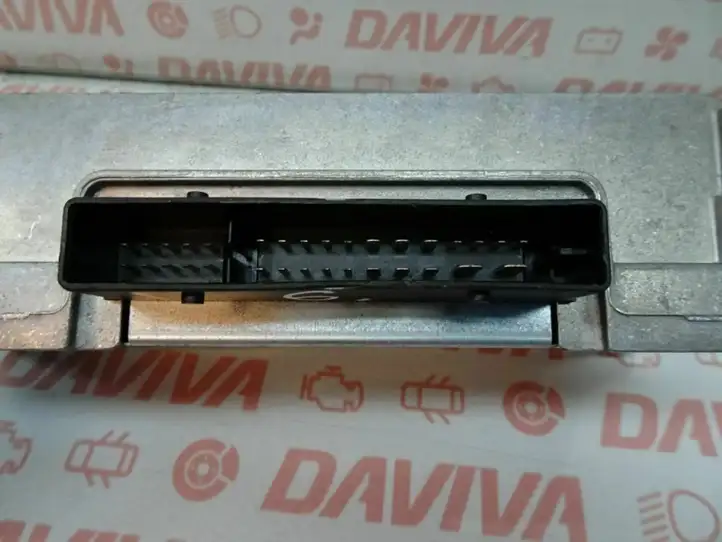 Audi A4 S4 B8 8K (2007 - 2011) 8T0035223AH Усилитель звука — фото 5