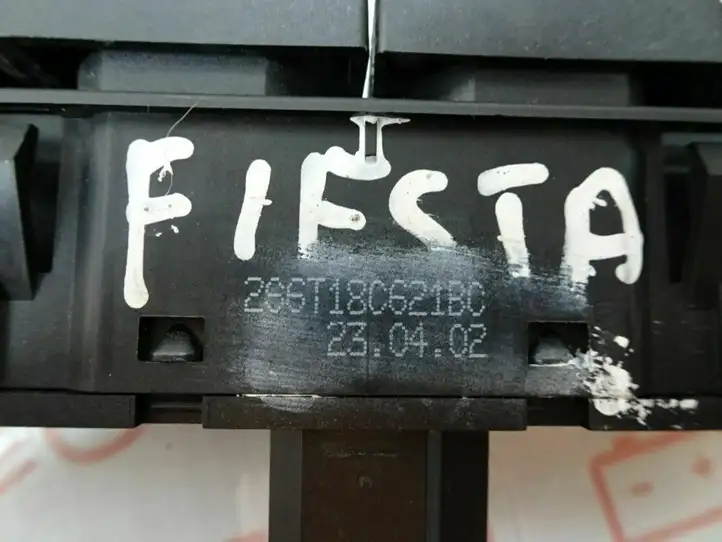 Ford Fiesta (2000 - 2005) 2S6T18C621BC Кнопка обогрева стекла — фото 4