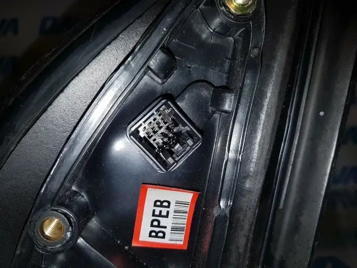 Hyundai Santa Fe (2000 - 2005) Боковое зеркало с электроприводом — фото 3