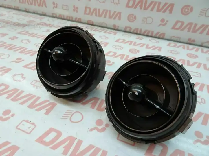 Mini One Cooper R50-53 (2000 - 2012) Боковой воздушный дефлектор — фото 2