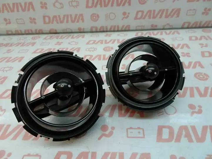 Mini One Cooper R50-53 (2000 - 2012) Боковой воздушный дефлектор — фото 3