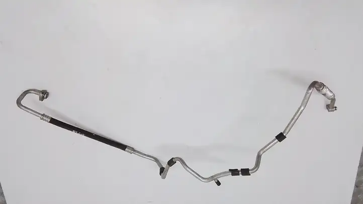 Volkswagen PASSAT B7 USA (2012 - 2016) 561820743B Трубки и шланги кондиционера — фото 1