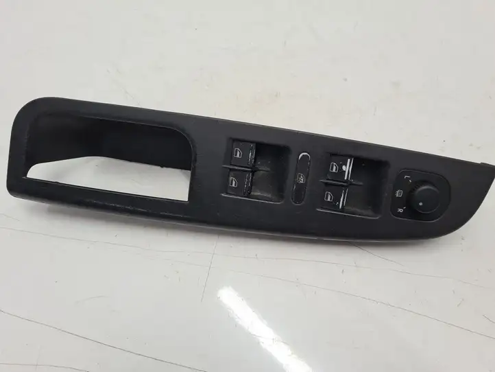 Volkswagen Golf V (2003 - 2009) 1K4868049A Блок кнопок стеклоподъемников — фото 1