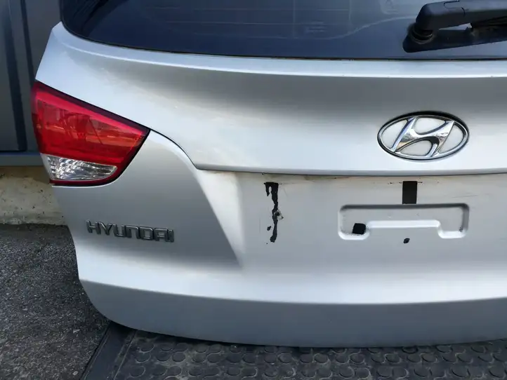 Hyundai ix35 (2009 - 2013) Крышка багажника — фото 4