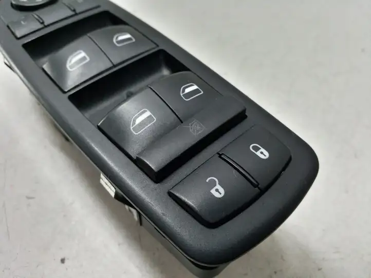 Chrysler Town & Country V (2010 - 2016) 04602535AH Блок кнопок стеклоподъемников — фото 5