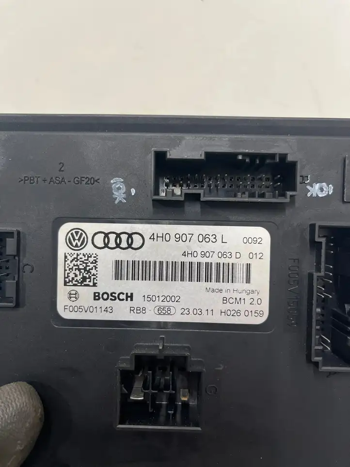 Audi A8 S8 D4 4H (2010 - 2014) 4H0907063L Модуль комфорта — фото 3