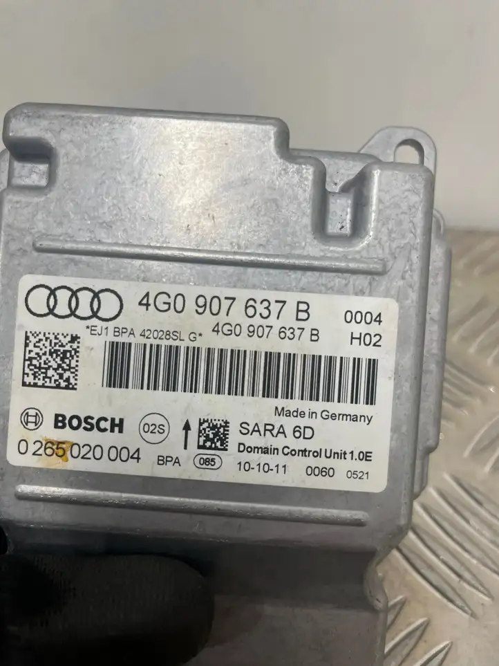 Audi A6 C7 (2011 - 2014) 4G0907637B Блок управления ESP — фото 4
