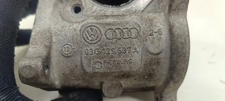 Volkswagen PASSAT B6 (2005 - 2010) 03G129637A Кронштейн охладителя EGR — фото 3