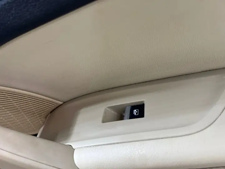 Audi Q5 SQ5 (2017 - ) 80A899QQ1F Обшивка передней двери — фото 4
