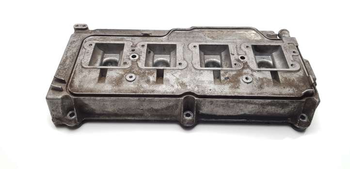Audi A8 (1999 - 2002)  077103472D Крышка головки