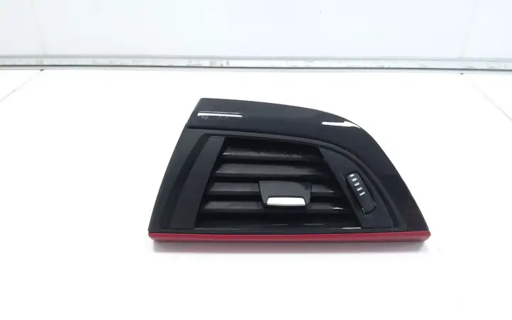 BMW 1 F20 F21 (2011 - 2019) 9205355 Боковой воздушный дефлектор — фото 1