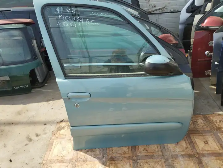 Citroen Xsara Picasso (1999 - 2012) Дверь — фото 1