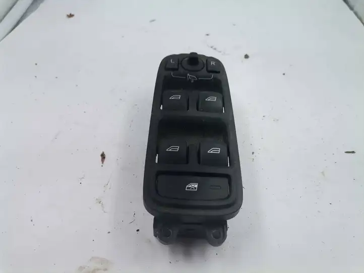 Volvo V60 (2010 - 2013) 31334346 Кнопка стеклоподъемников — фото 1
