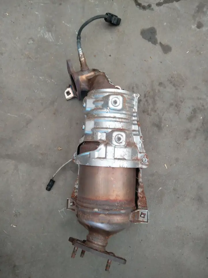 Honda Civic IX (2011 - 2017) Катализатор / DPF / FAP — фото 2