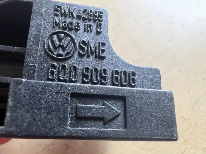Volkswagen Golf IV (1998 - 2005) 6Q0909606 Датчик удара SRS — фото 3