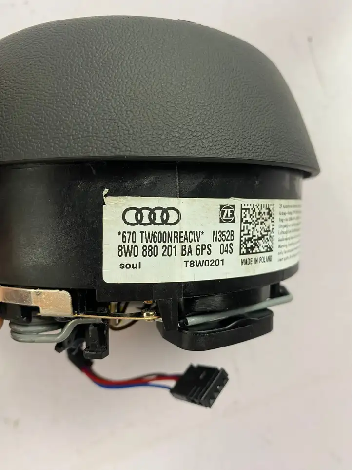 Audi A4 S4 B9 8W (2019 - ) 8W0419091 Руль — фото 2