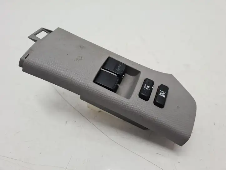 Toyota Yaris (2005 - 2009) 742320D110 Блок кнопок стеклоподъемников — фото 1
