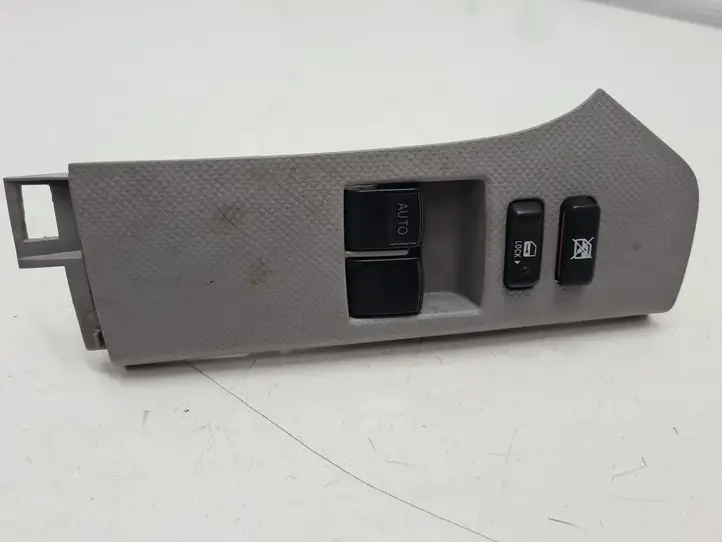 Toyota Yaris (2005 - 2009) 742320D110 Блок кнопок стеклоподъемников — фото 2