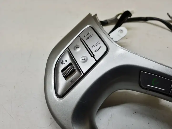 Hyundai ix35 (2009 - 2013) 967002S300 Кнопки на рулевом колесе — фото 7