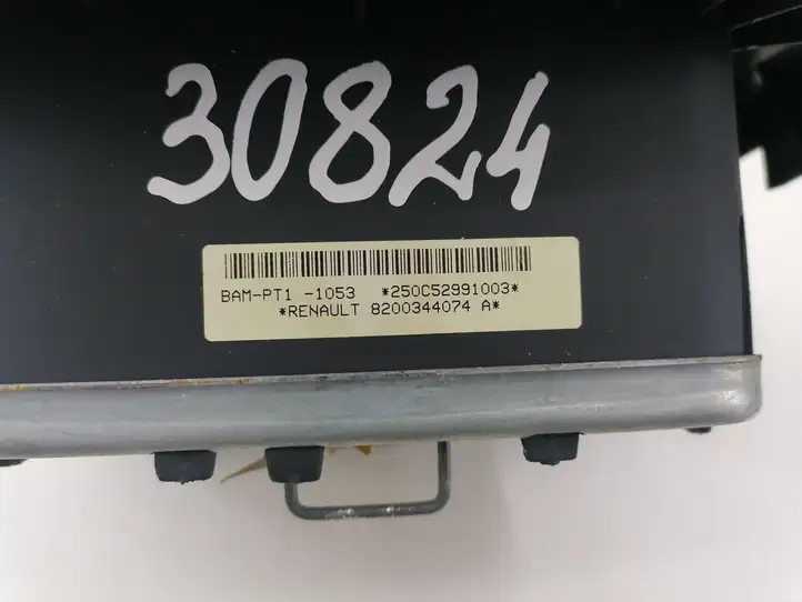 Renault Clio III (2005 - 2012) 8200344074A Подушка безопасности руля — фото 5
