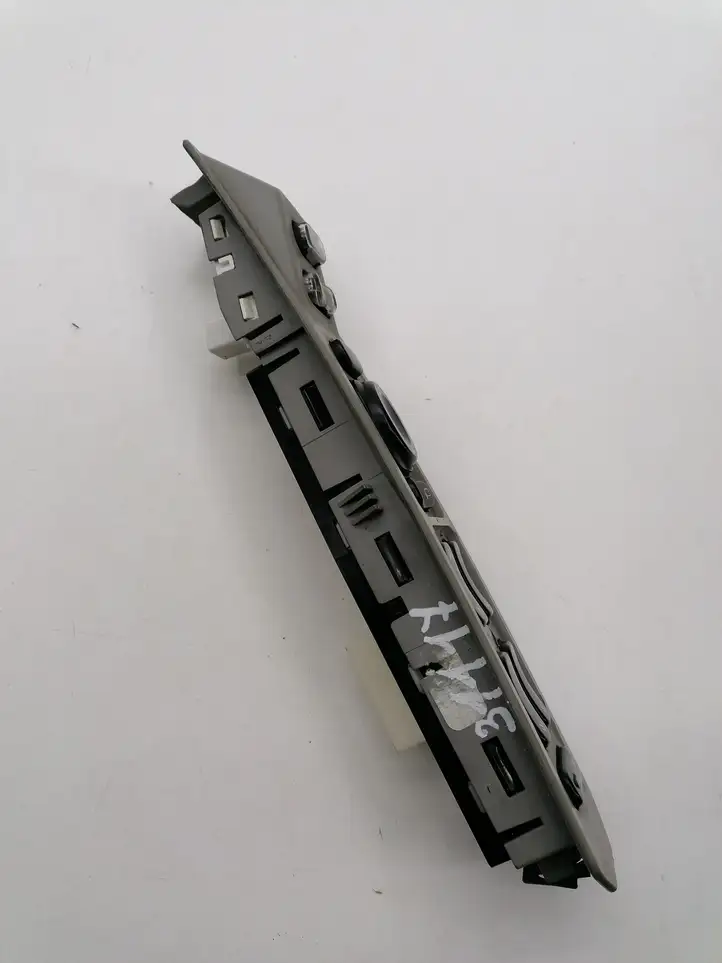 Cadillac CTS (2002 - 2007) 25750261 Кнопка стеклоподъемников — фото 3