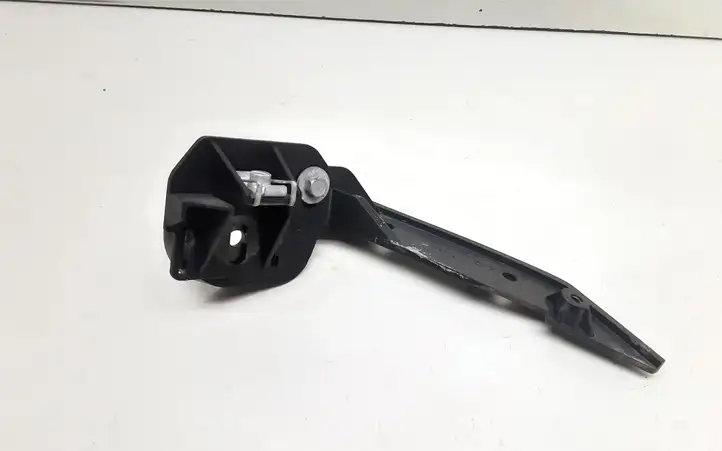 BMW 3 E90 E91 (2005 - 2012) 7058448 Кронштейн передней фары — фото 1