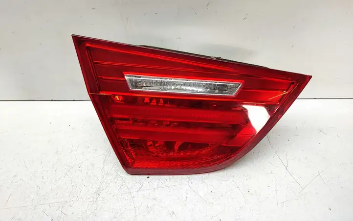 BMW 3 E90 E91 (2005 - 2012) 7289427 Задний фонарь в крышке багажника — фото 1