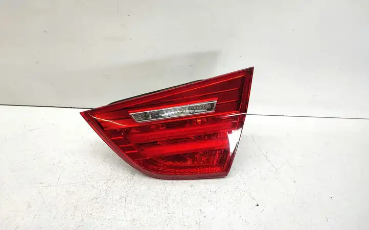 BMW 3 E90 E91 (2005 - 2012) 7154156 Задний фонарь в крышке багажника — фото 1
