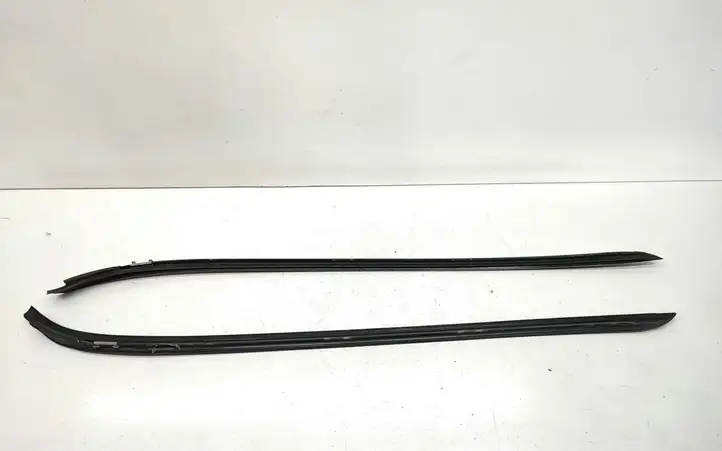 BMW 3 E90 E91 (2005 - 2012) 7179263 Накладка стоек лобового стекла — фото 3