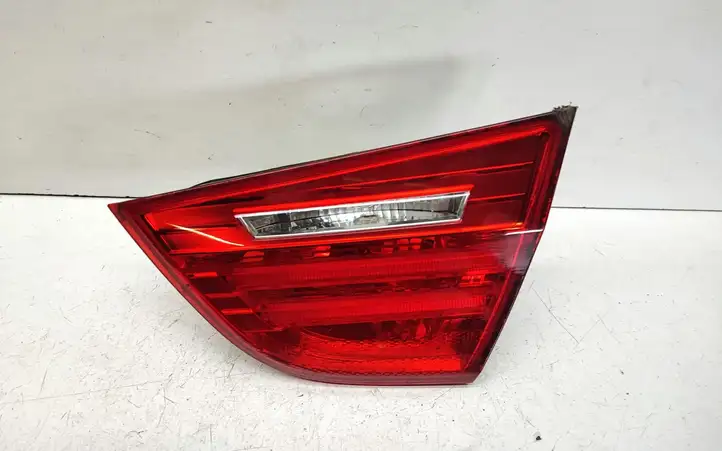 BMW 3 E90 E91 (2005 - 2012) 7154156 Задний фонарь в крышке багажника — фото 1