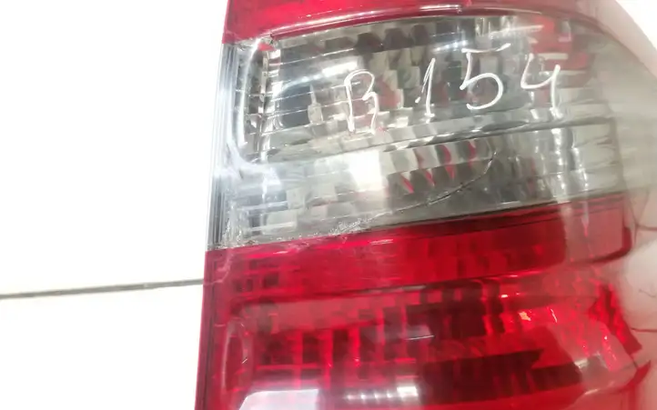 Mercedes-Benz E W211 (2002 - 2009) A2118202864 Задний фонарь в кузове — фото 6