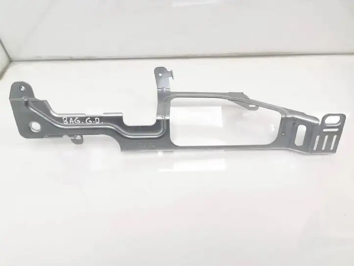 Mercedes-Benz EQC (2018 - ) A2936912200 Прочая отделка багажника — фото 1