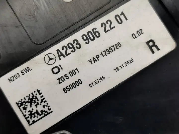 Mercedes-Benz EQC (2018 - ) A2939062201 Задний фонарь в кузове — фото 3