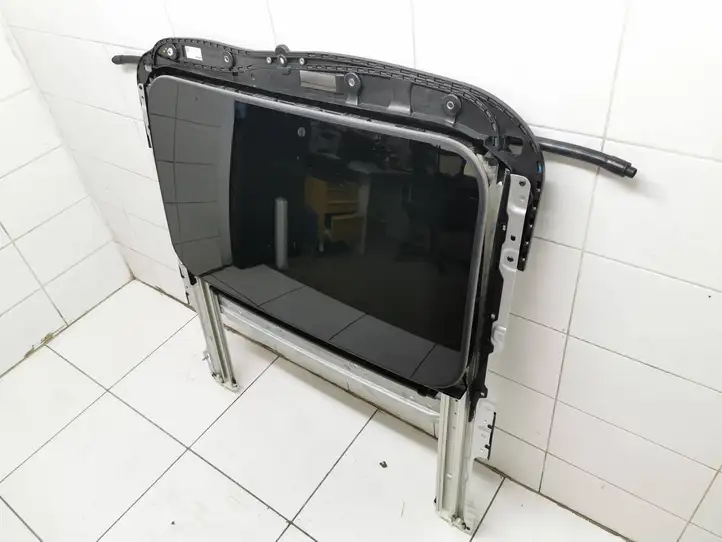 Mercedes-Benz EQC (2018 - ) A2937800000 Комплект люка крыши — фото 4