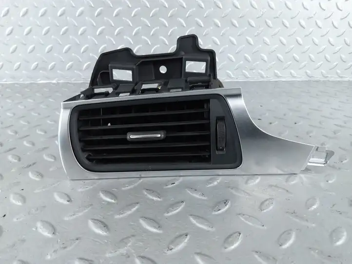 Audi A6 C7 (2011 - 2014) 4G1820901 Боковой воздушный дефлектор — фото 1