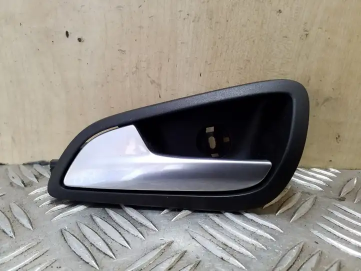 Ford Focus (2011 - 2015) AM51U22601BDW Внутренняя ручка двери — фото 1