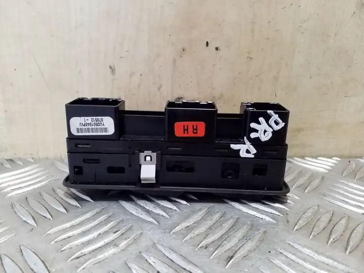 Land Rover Range Rover Sport L320 (2005 - 2009) YUD501540PVJ Блок кнопок стеклоподъемников — фото 6
