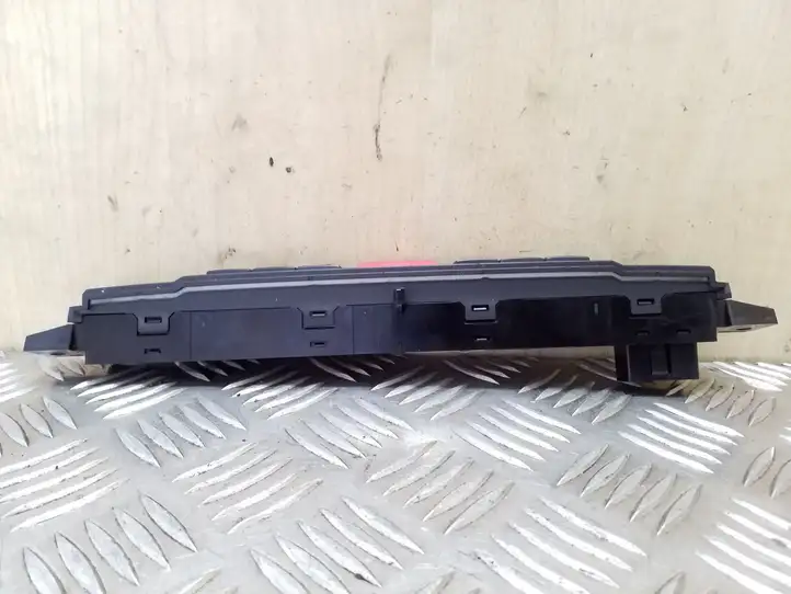 Land Rover Range Rover Sport L320 (2005 - 2009) YUL501380 Другие включатели / ручки/ переключатели — фото 2