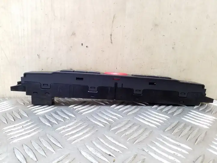 Land Rover Range Rover Sport L320 (2005 - 2009) YUL501380 Другие включатели / ручки/ переключатели — фото 5