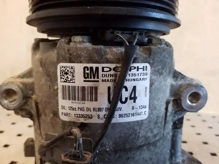 Opel Astra J (2009 - 2012) 4D1351739 Компрессор (насос) кондиционера воздуха — фото 4