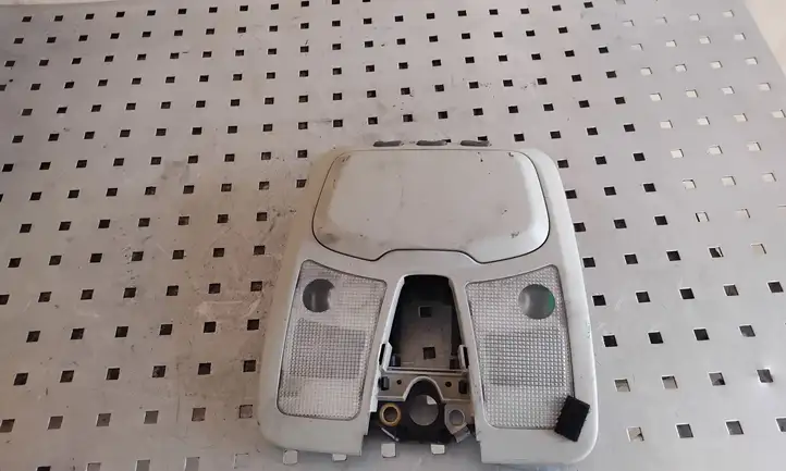 Volvo XC90 (2002 - 2006) 8685434 Передняя подсветка — фото 1