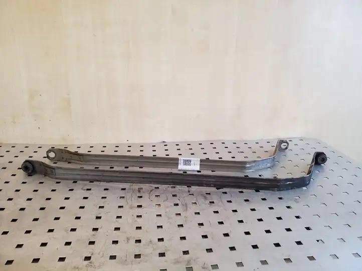 BMW 3 E90 E91 (2005 - 2012) 6765719 Кронштейн топливного бака — фото 1