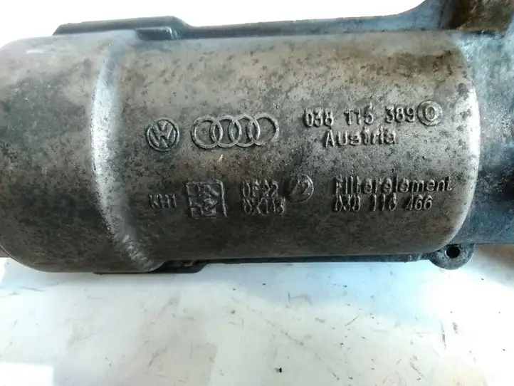 Audi A4 S4 B6 8E 8H (2000 - 2006) 038115389 Кронштейн масляного фильтра — фото 3