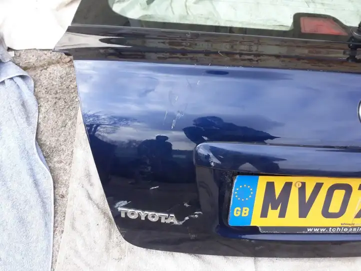 Toyota Avensis T250 (2006 - 2009) Крышка багажника — фото 7